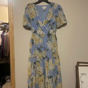 Universal Thread Blue and Yellow Floral Maxi Dress